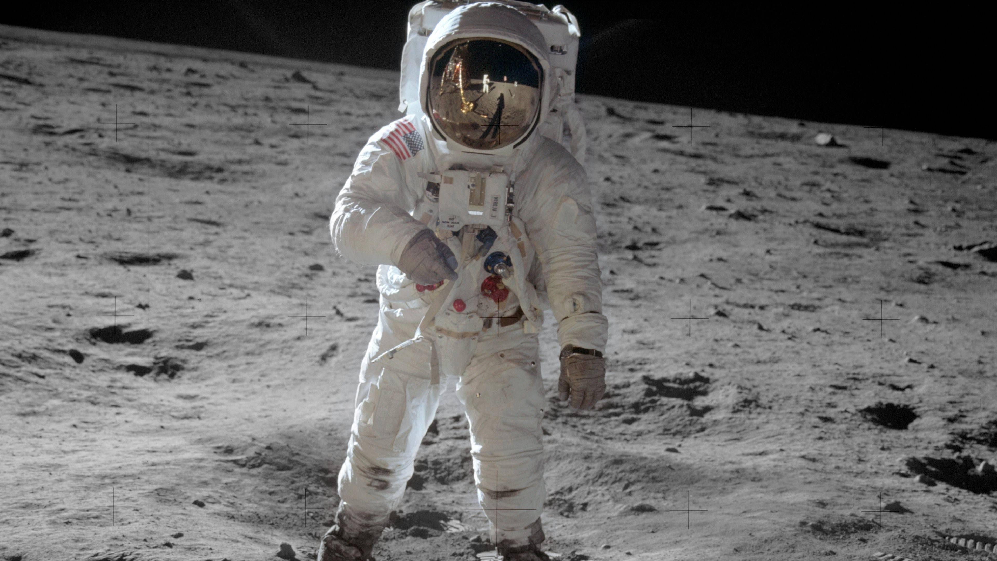 3840x2160 NASA Astronaut Wallpaper Moon .