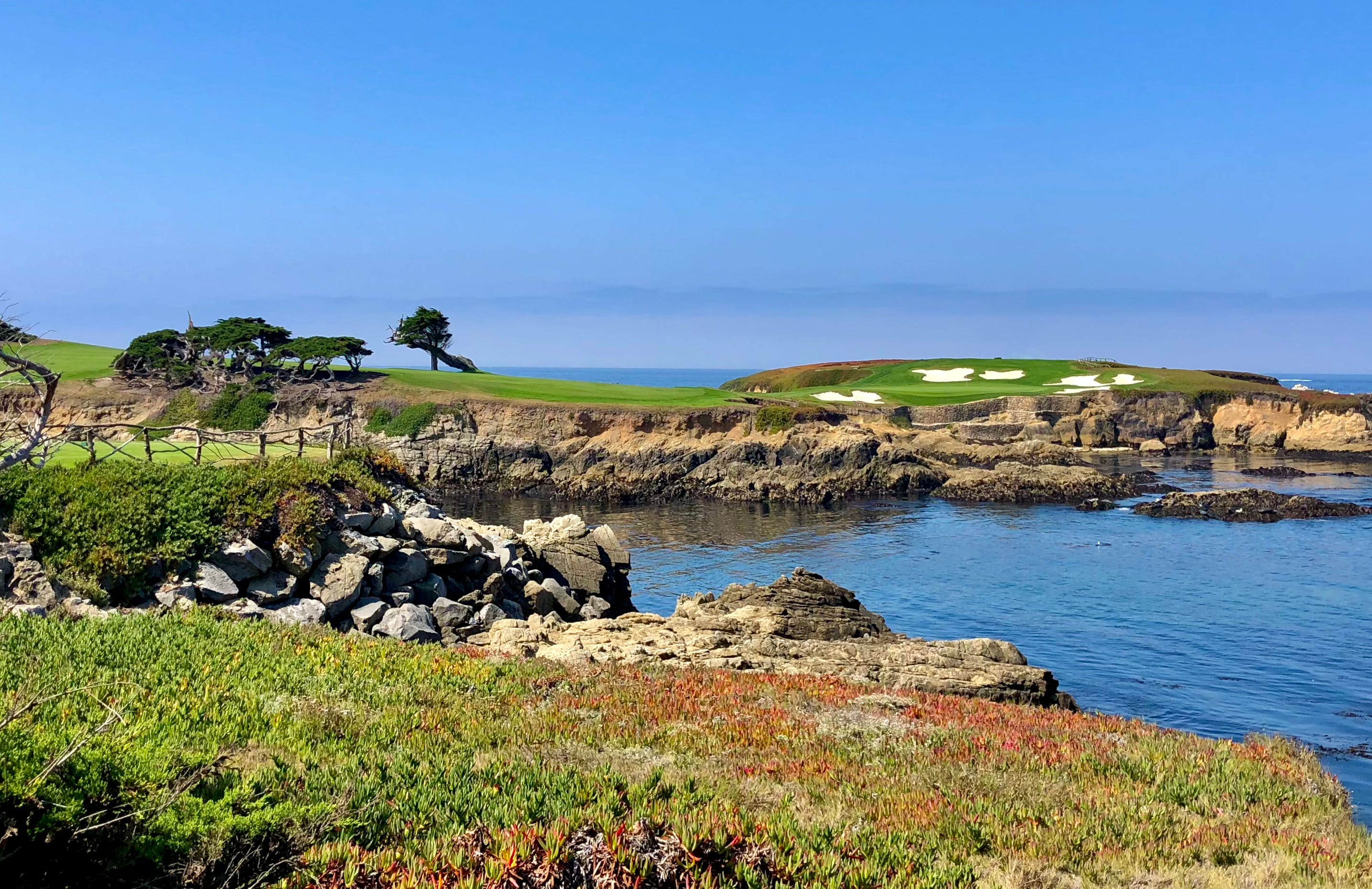 2870x1860 MacKenzie's Careful Embrace Of Cypress Point's Legendary 16th