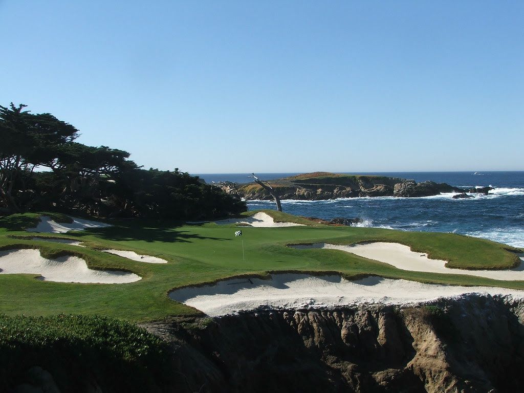 1024x768 Playing the Golf Courses in The World: Cypress Point Golf Club