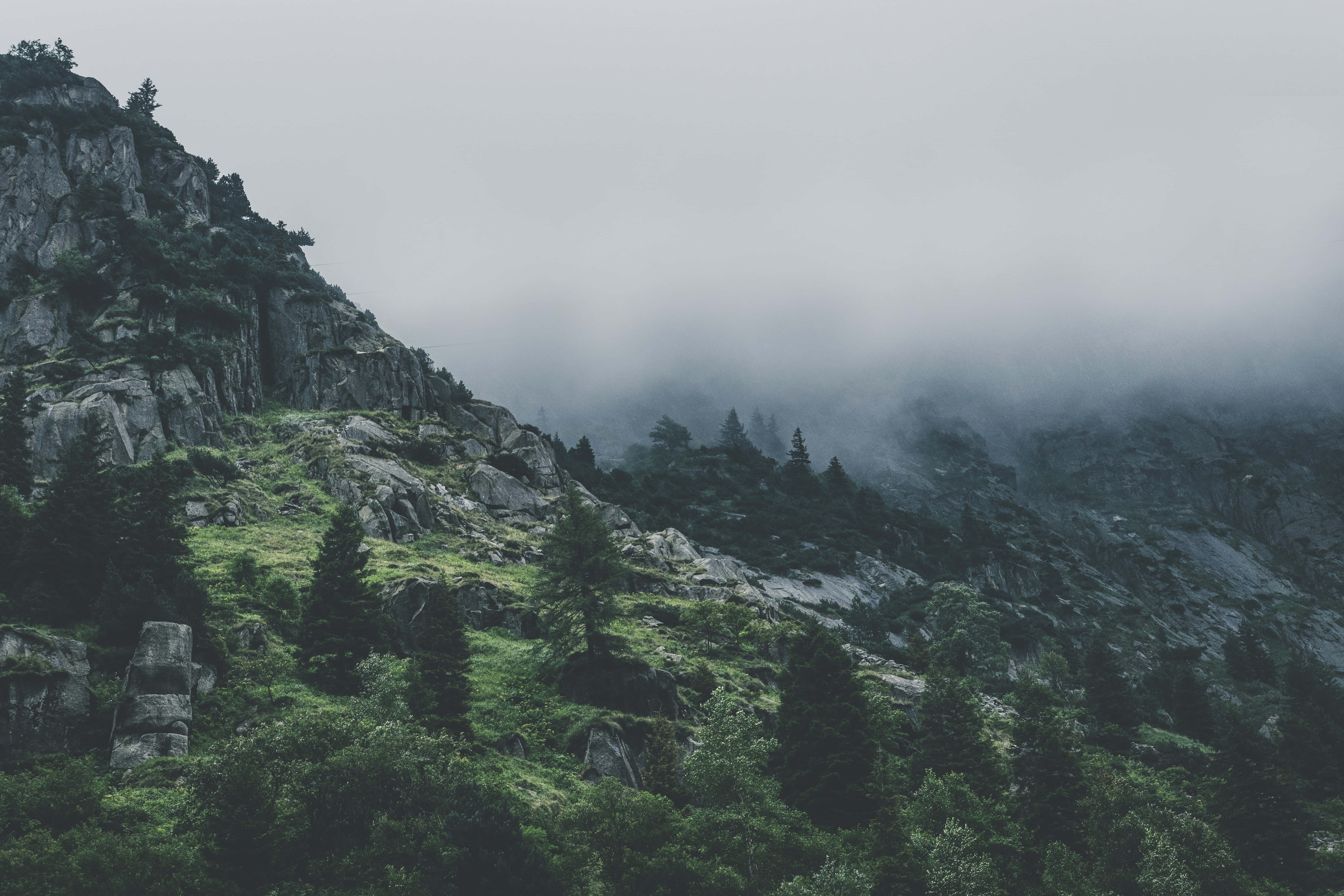 6000x4000 Download A Moody Landscape: Enjoy The Day Night View In Gloomy Wallpaper