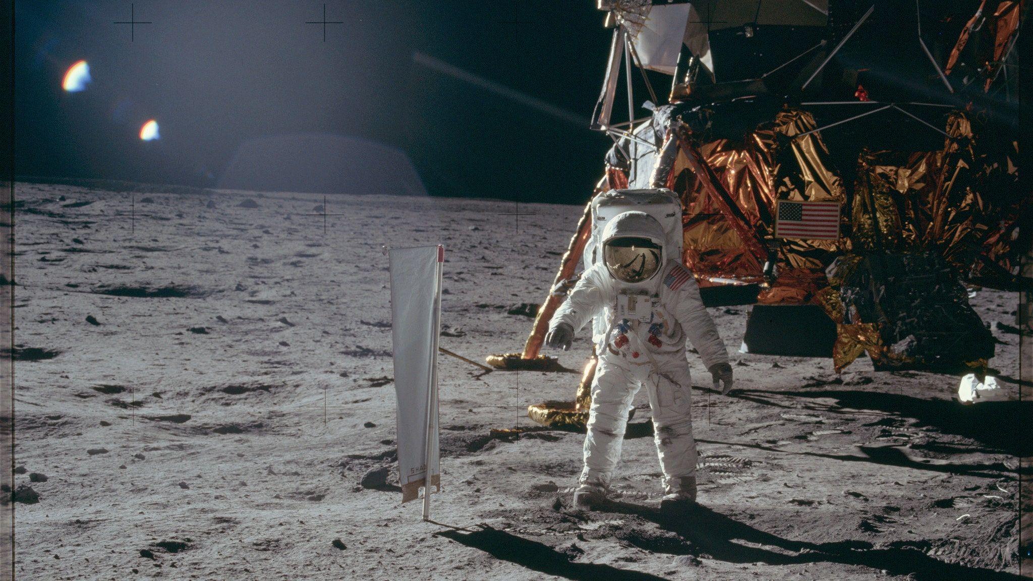 2048x1152 NASA Released Thousands of Previously Unseen Apollo Mission Photo