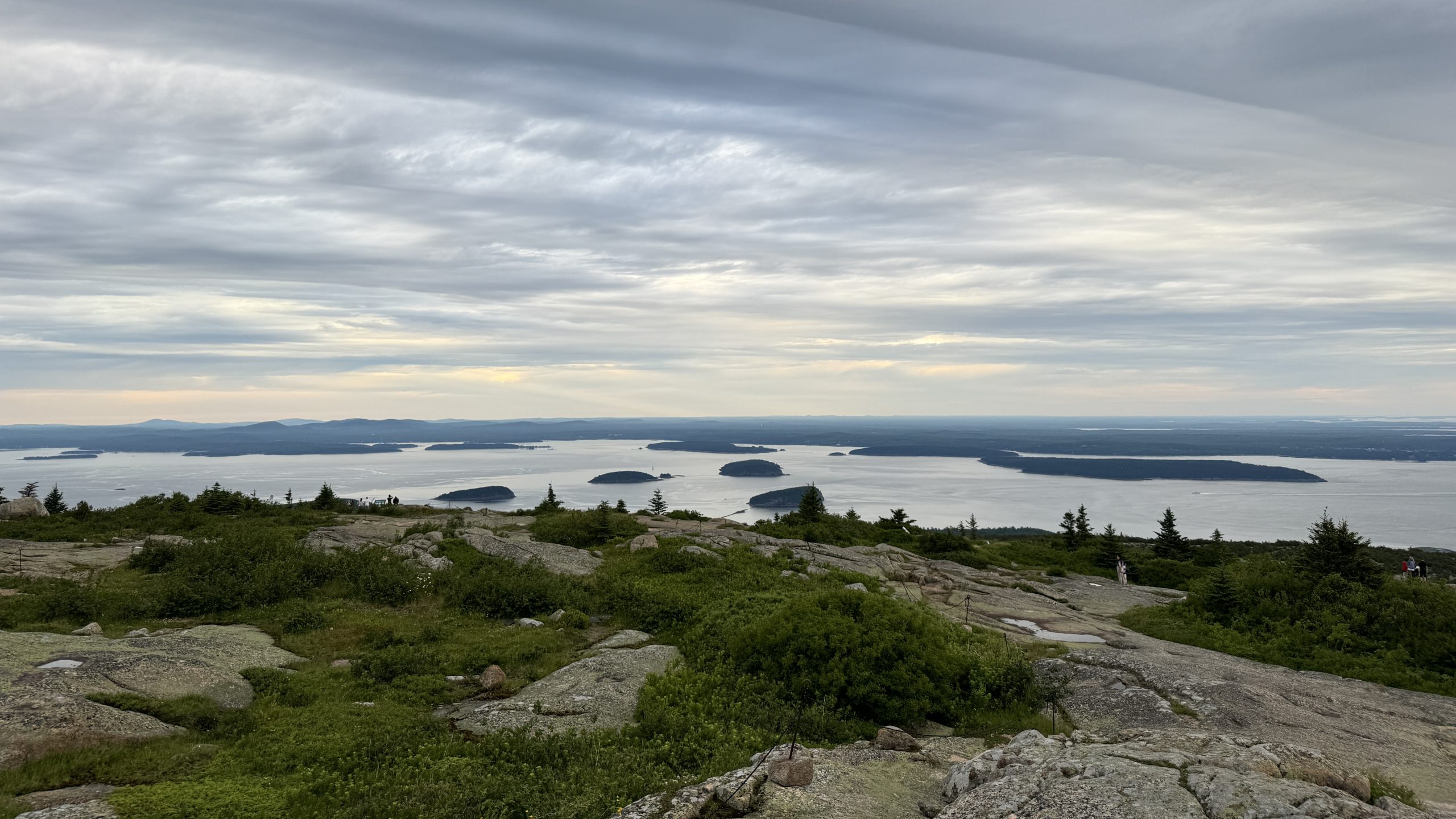 2560x1440 Cadillac Mountain Summit. Acadia National Park's Adventure Family