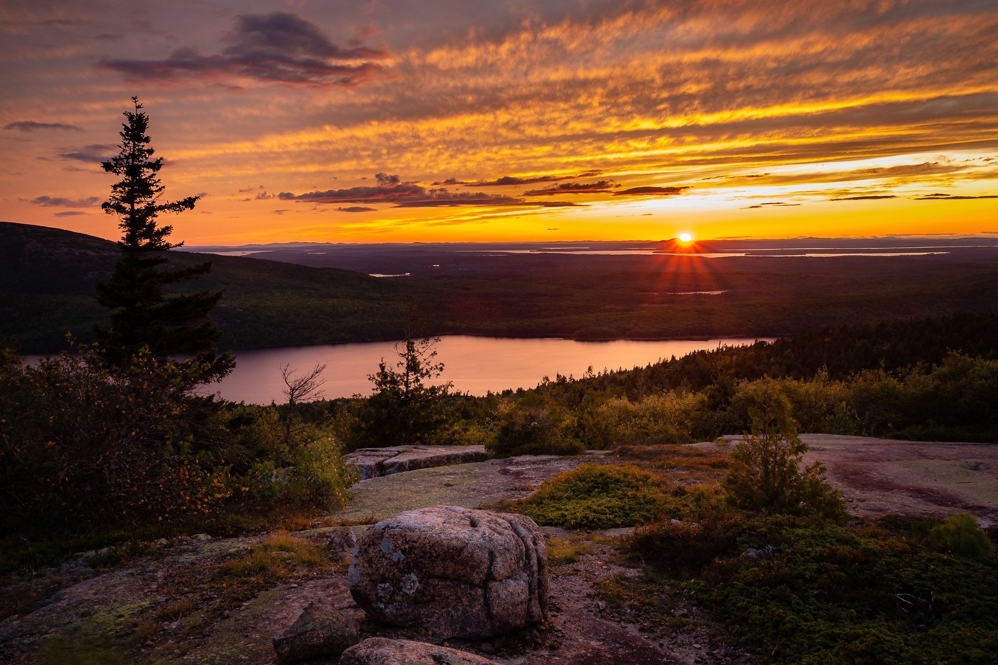2048x1365 Acadia National Park Wallpaper