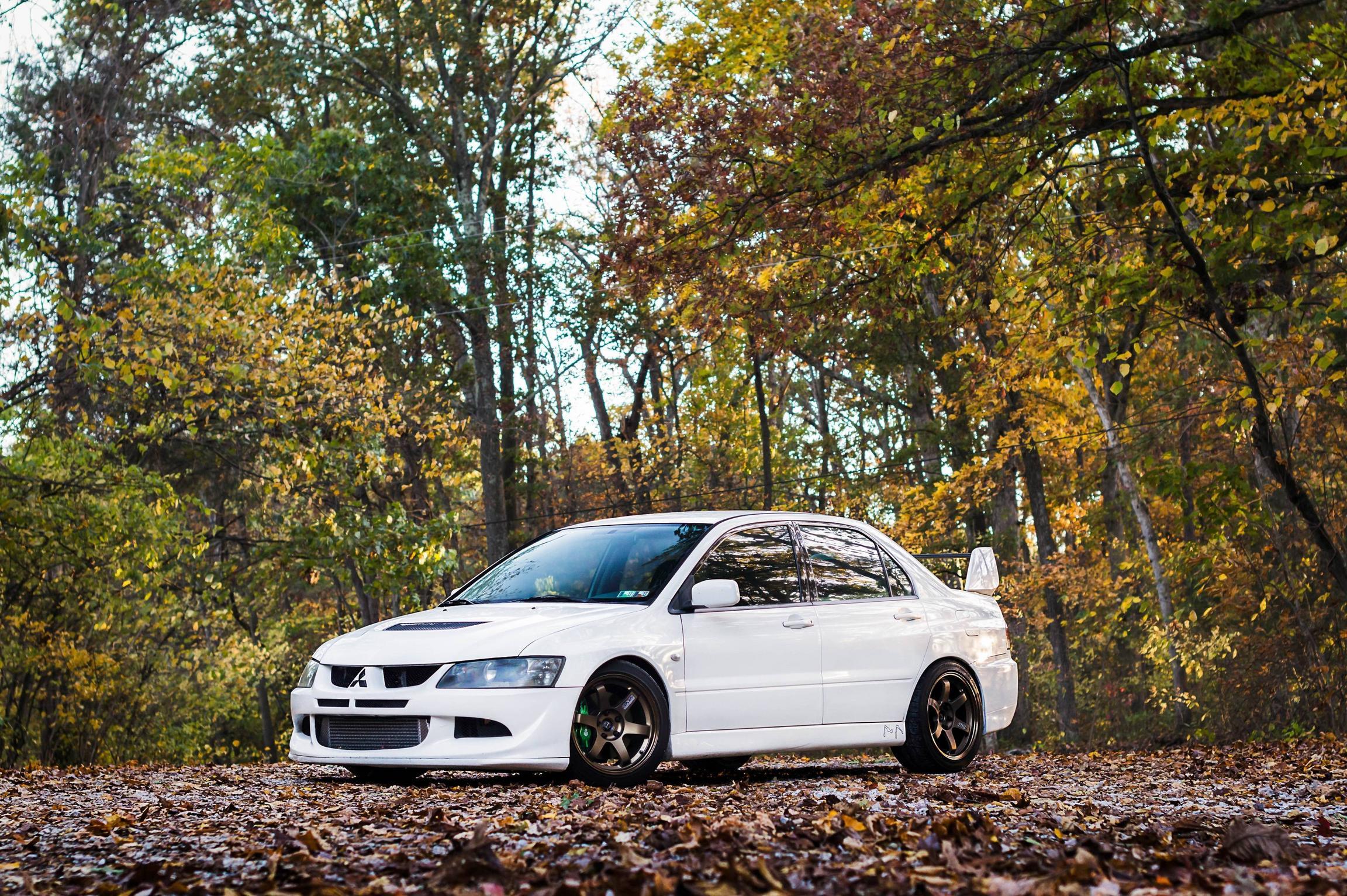 2304x1532 Mitsubishi Evo Lancer 4K Wallpaper .