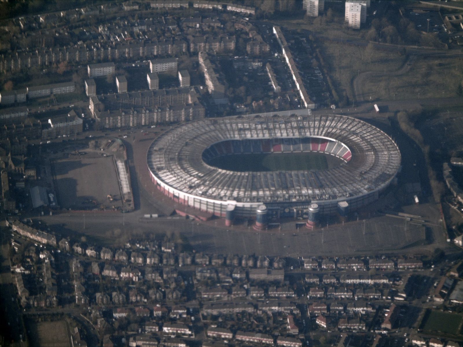 1600x1200 Hampden Park Stadium from the air (geograph 7132525)