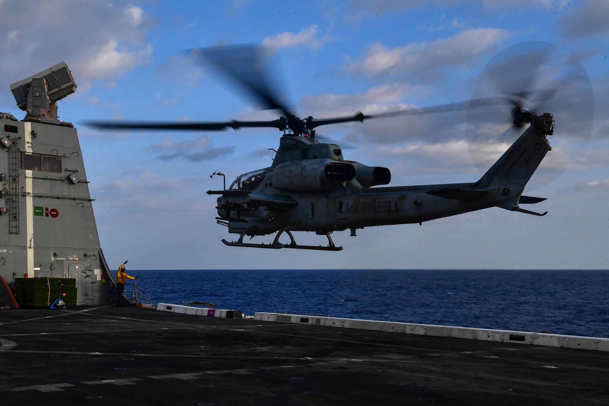 2000x1333 DVIDS San Diego (LPD 22) AH 1Z Viper Attack Helicopter [Image 33 Of 92]