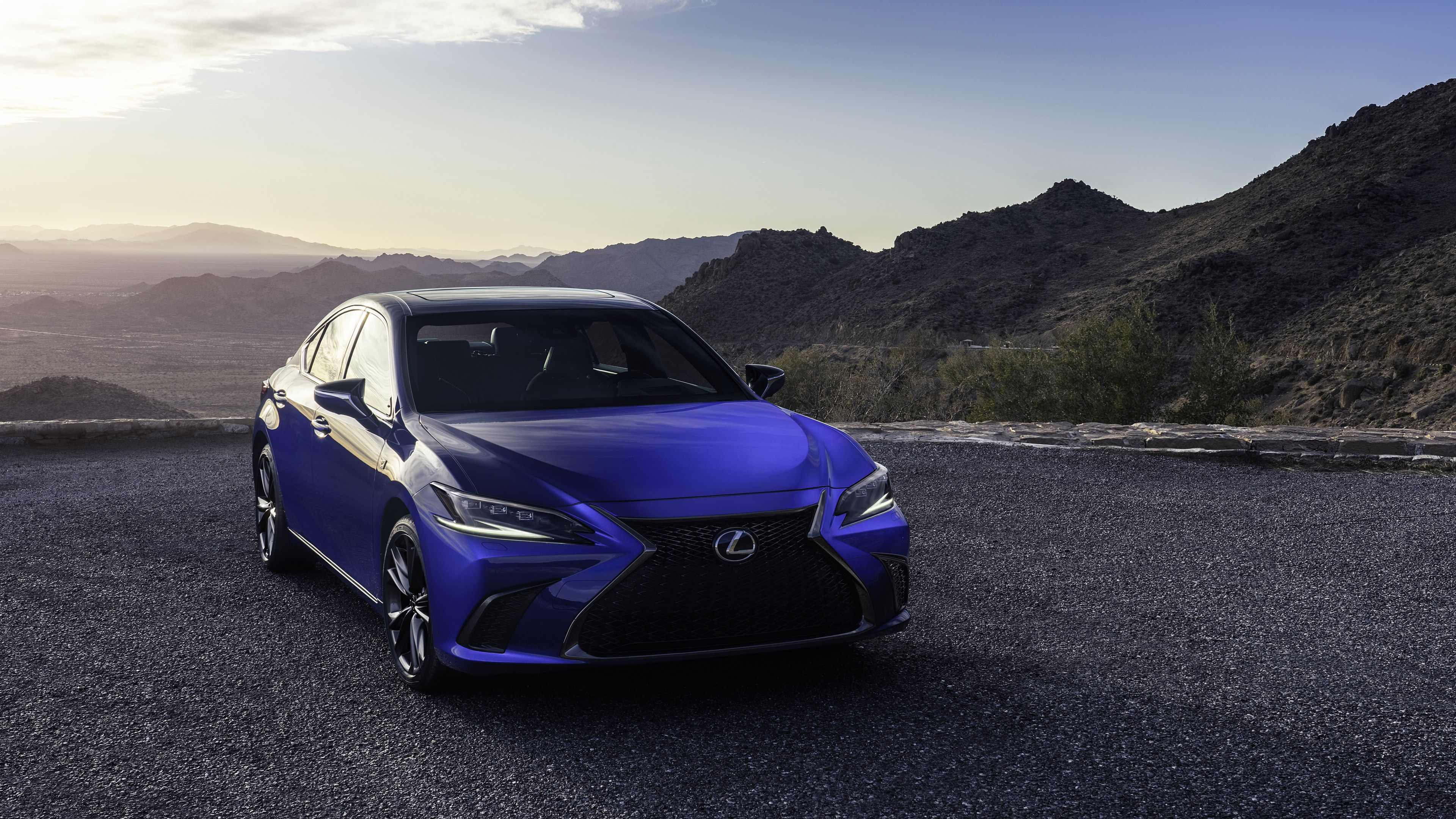 3840x2160 Lexus ES Wallpaper
