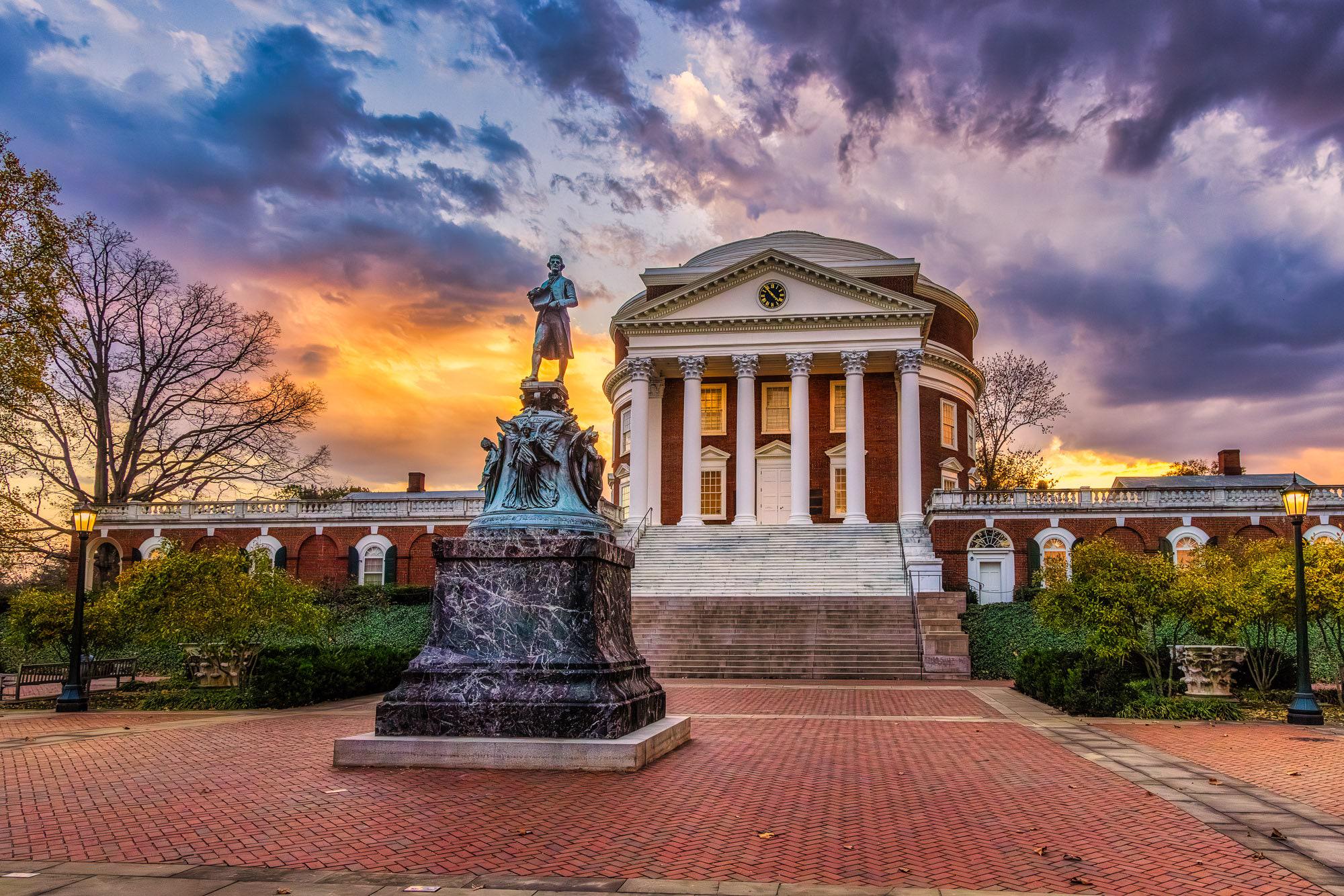 2000x1334 Jefferson at the Rotunda, University of Virginia Campus Print, UVA Landscape Decor, Fine Art Photo Print, Gift for Students, Alumni and Fans