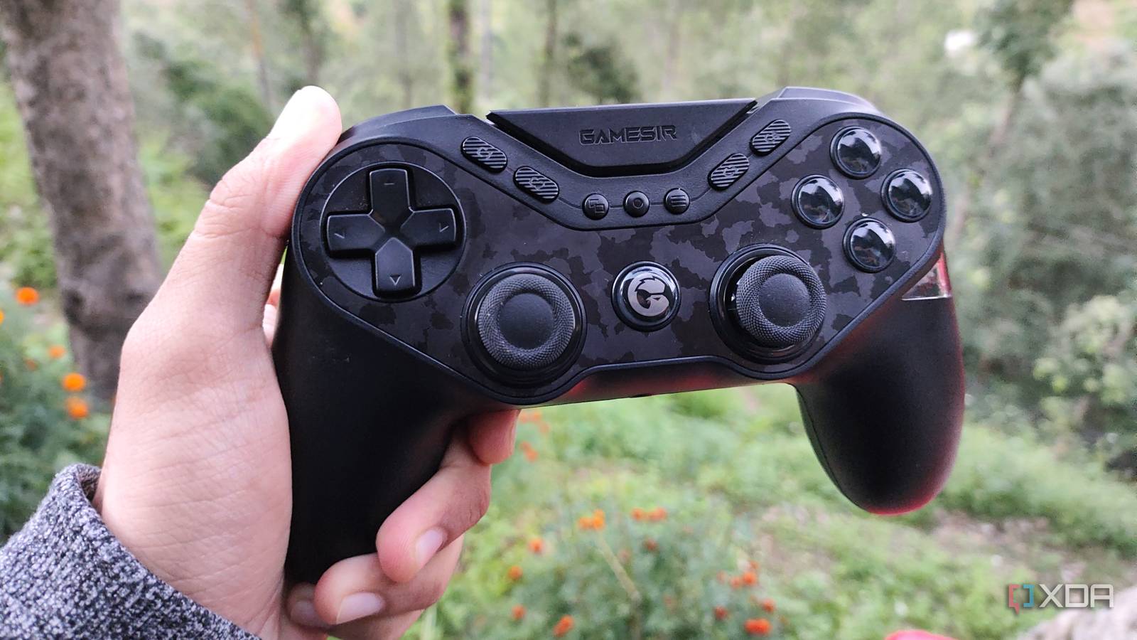 1600x900 GameSir Tarantula Pro review: A symmetrical controller with extra buttons and features