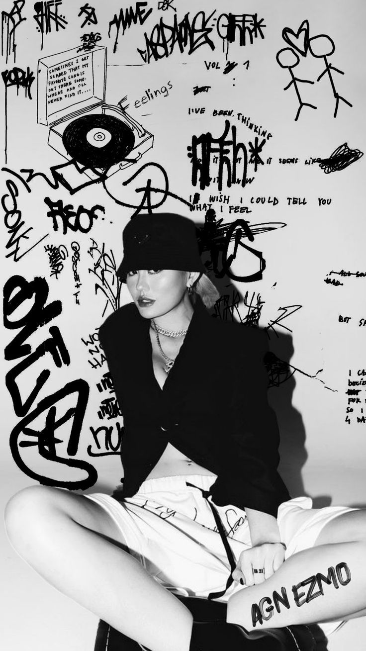 736x1309 AGNEZ MO