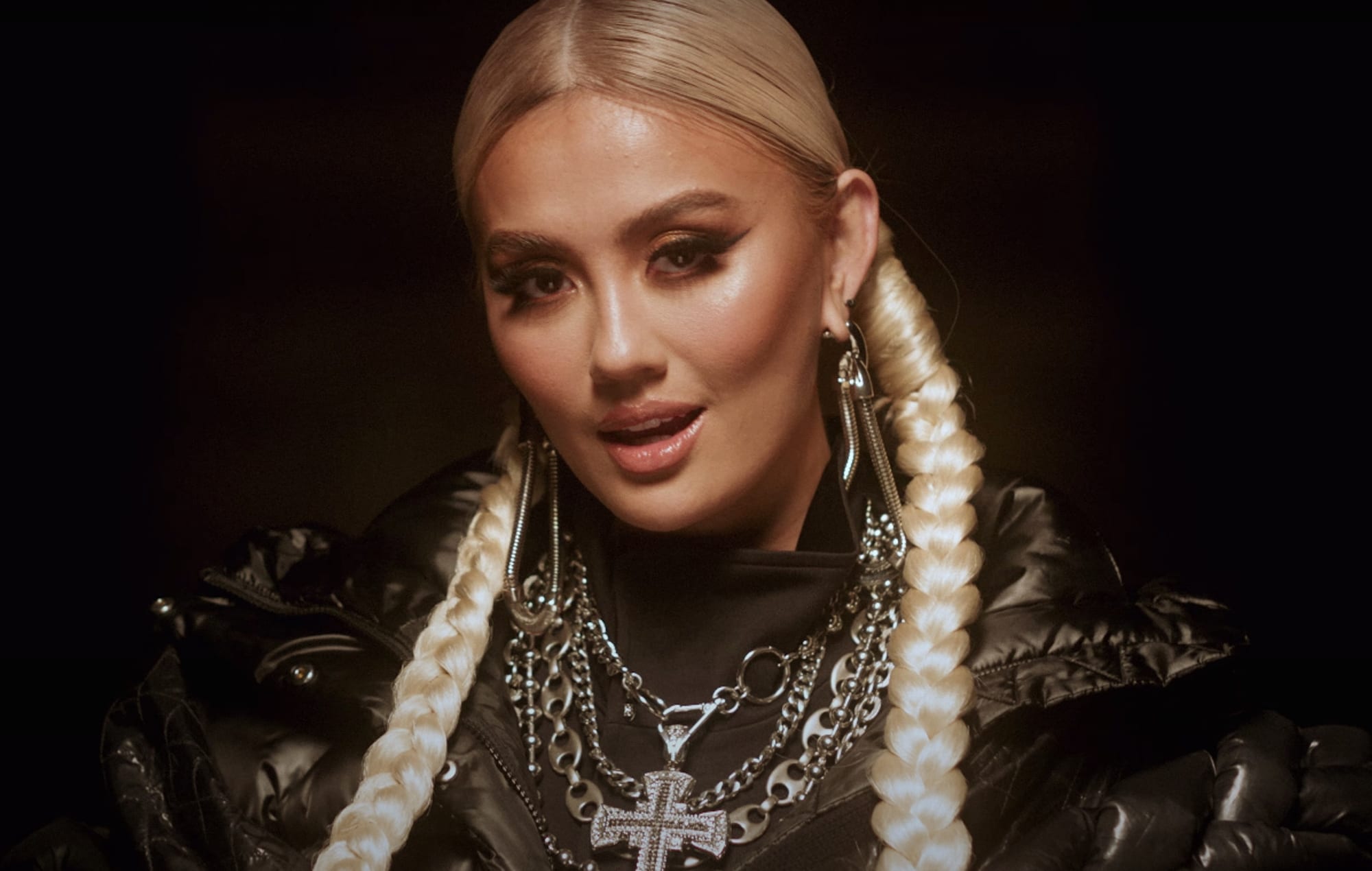 2000x1270 Agnez Mo Gets Up Close And Personal In Music Video For 'Patience'