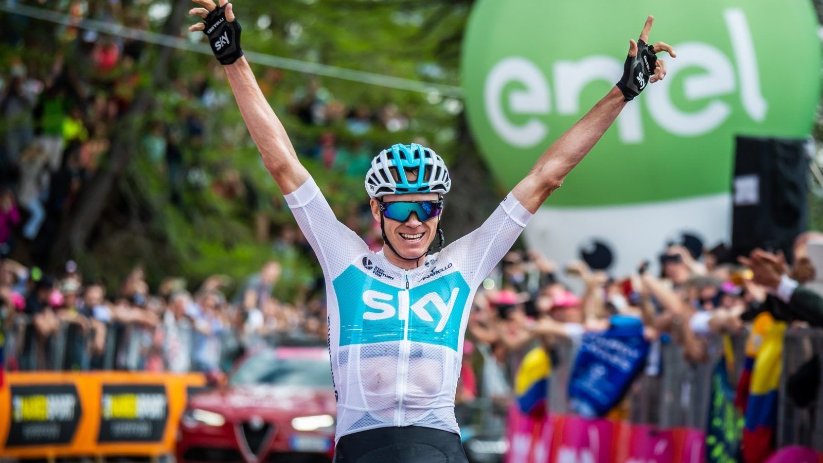 1600x900 Chris Froome remains coy about his future during emotional tribute in La Vuelta 2026 event
