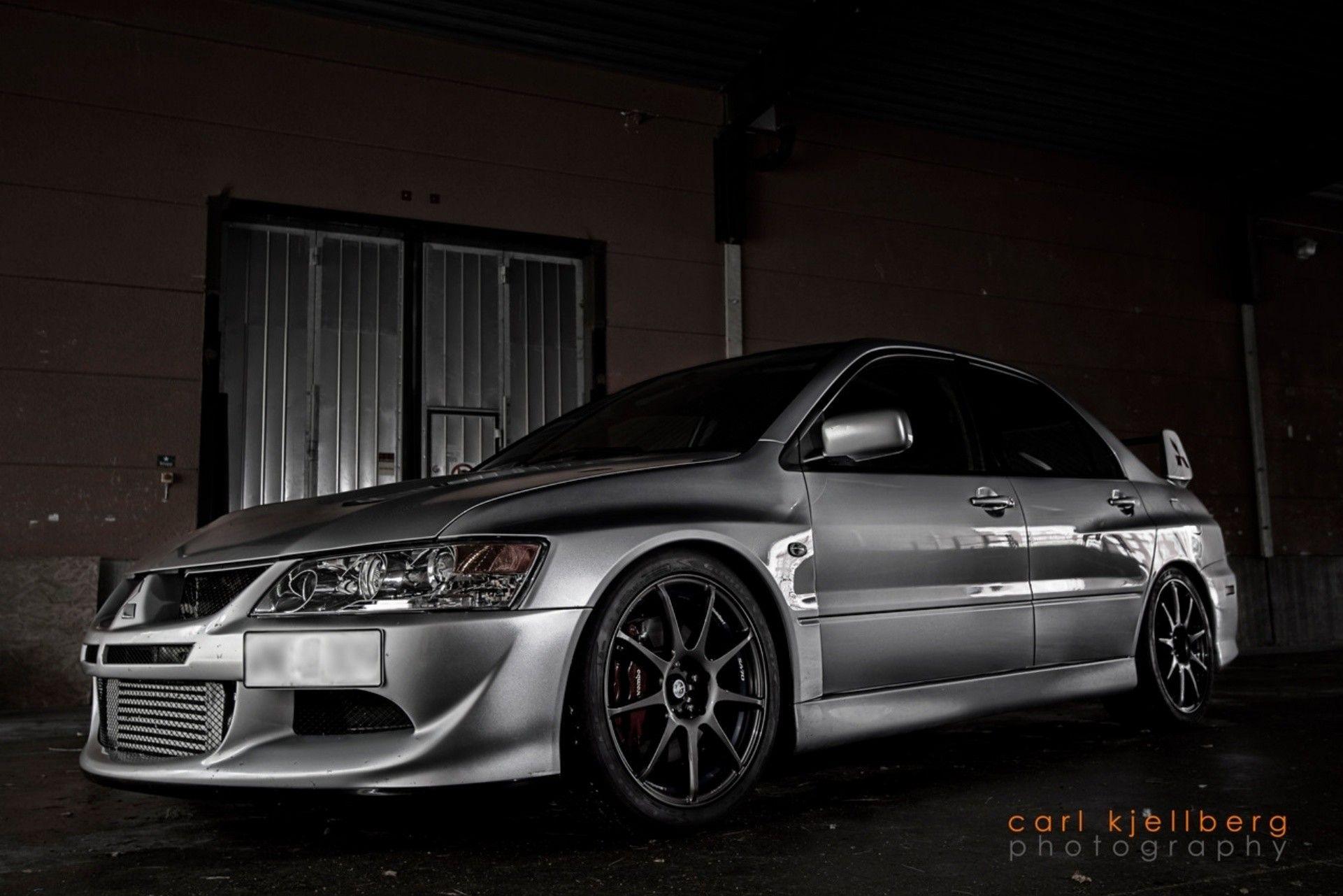1921x1281 Mitsubishi Evo 8 Wallpaper 1921×1281