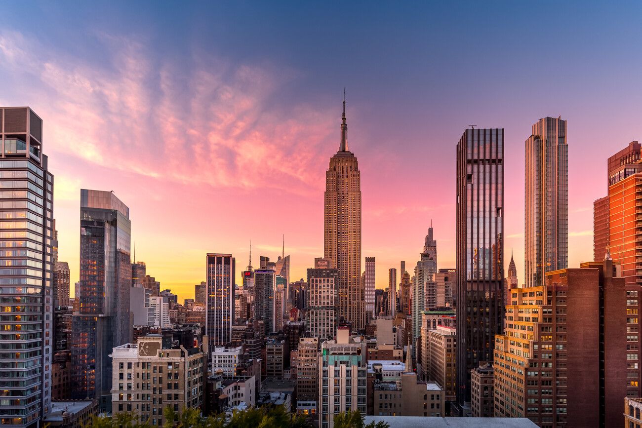 1300x867 Poster Pink New York