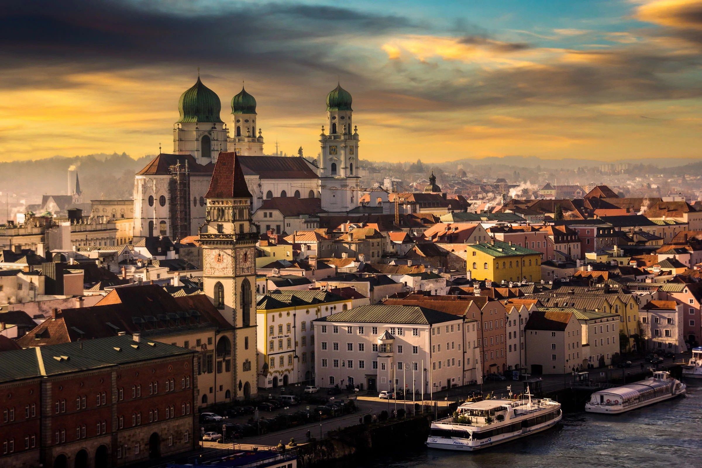 2400x1600 Charmingly Authentic: Reasons Why Passau Is Worth Visiting