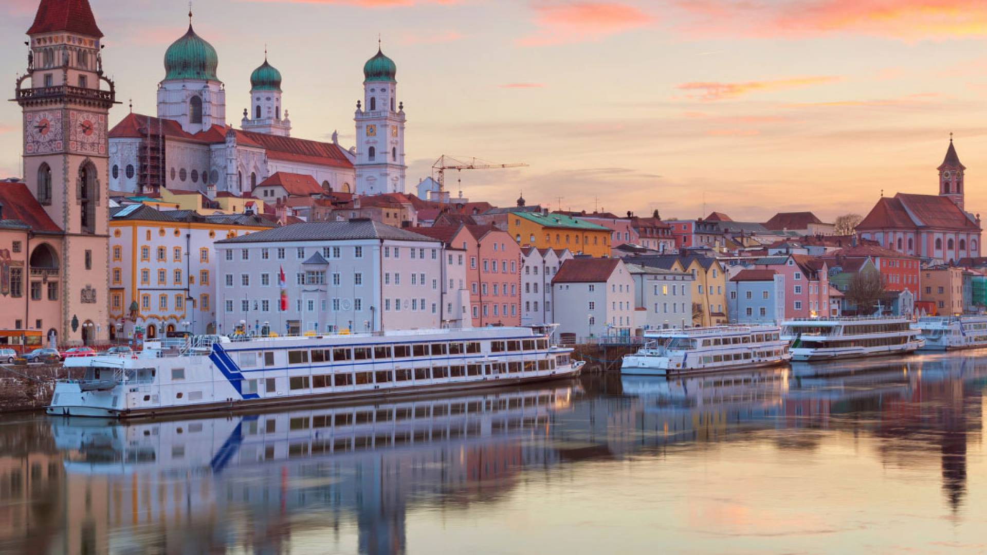 1920x1080 The Three River City Passau Hotel Forstinger Schärding