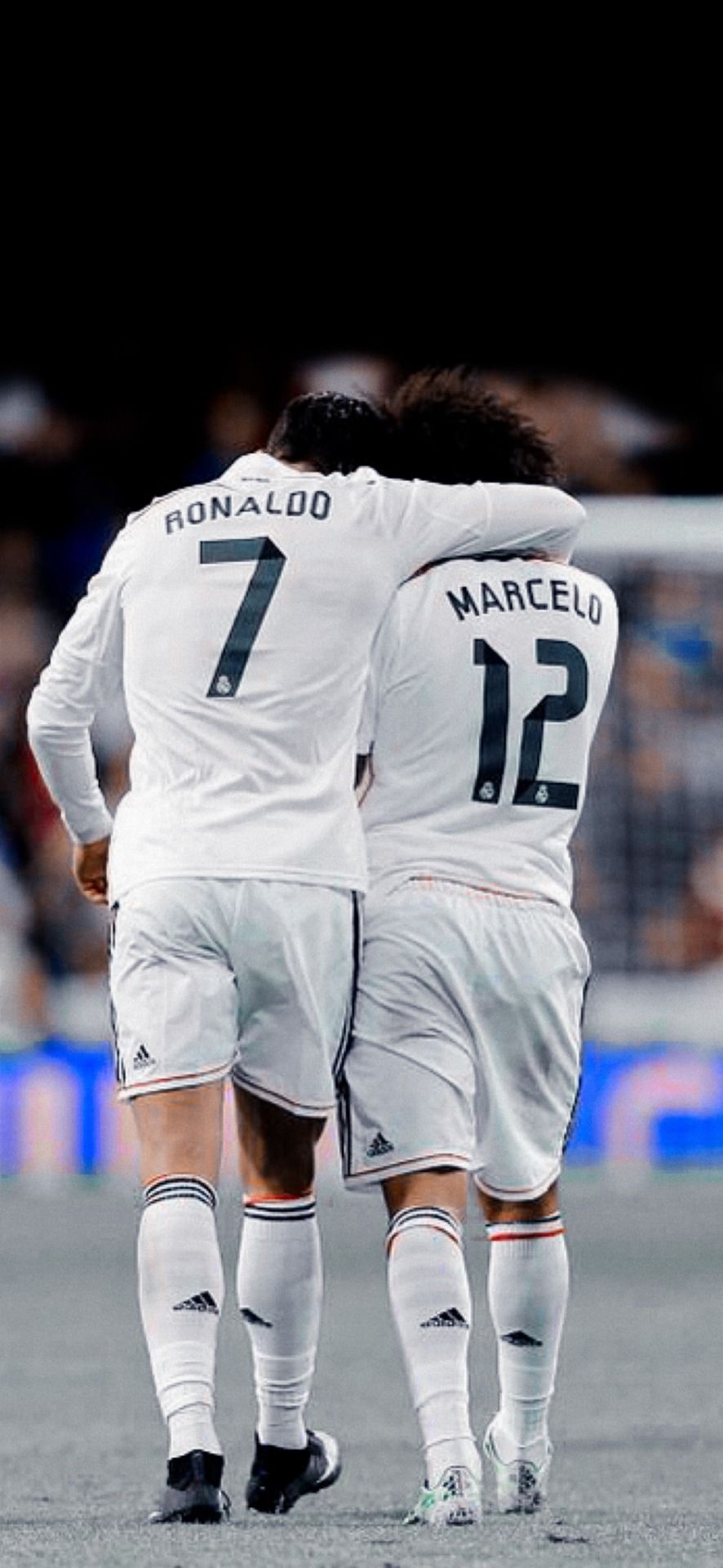 886x1920 Cristiano Ronaldo And Marcelo Wallpaper