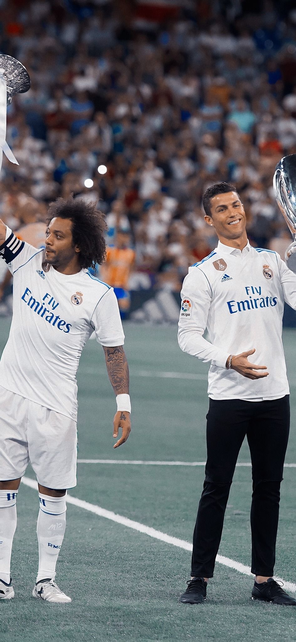 945x2048 Marcelo & Cristiano Ronaldo