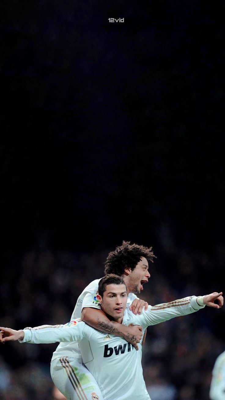 736x1308 Cristiano Ronaldo