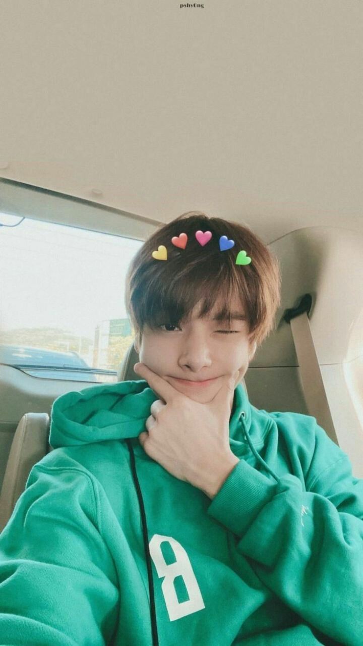 720x1280 Jake Sim Cute Wallpaper