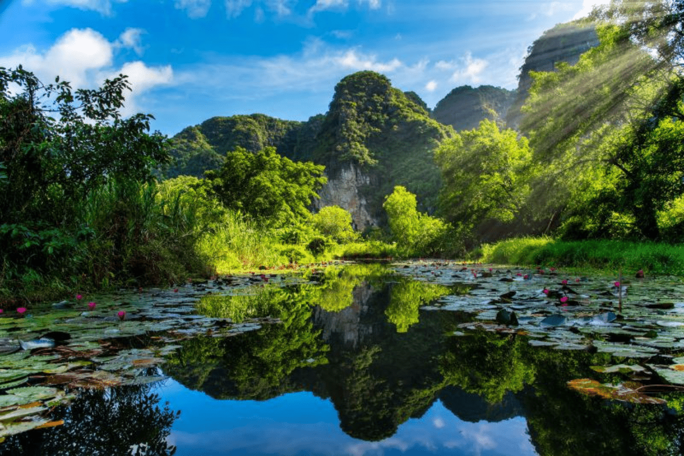 1336x891 Explore the beautiful scenery and festival season during your spring trip to Ninh Binh