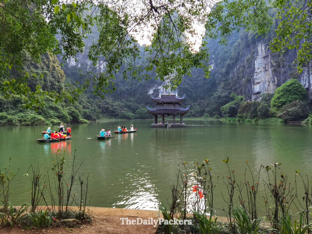 1024x768 Trang An Boat Tour: Ninh Binh's Most Scenic Attraction