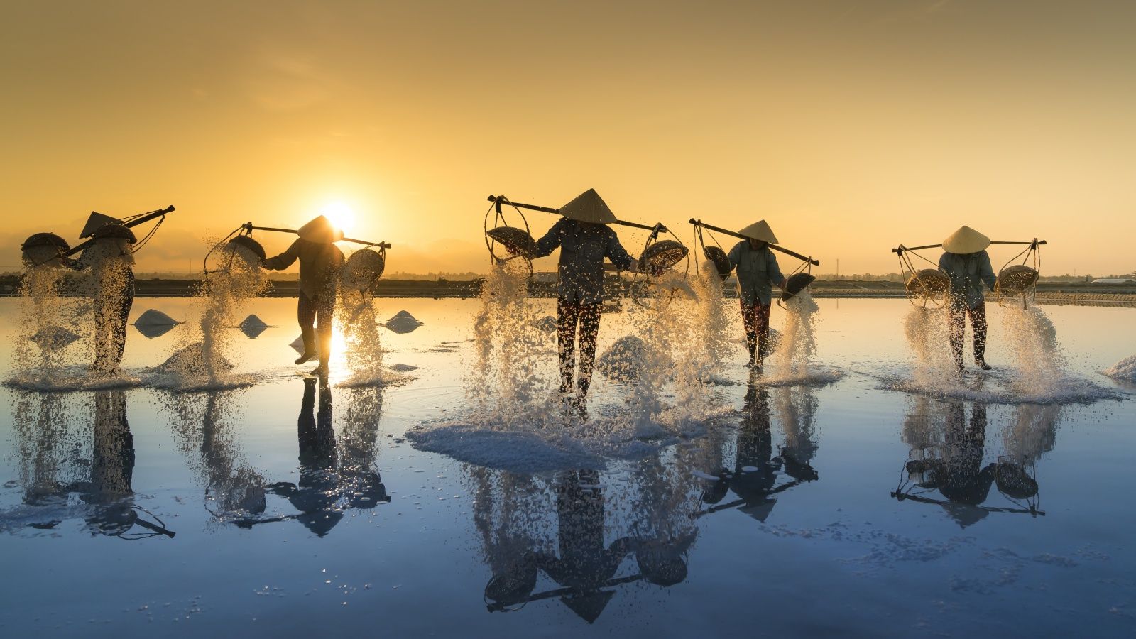 1600x900 Hon Khoi Salt Fields, Nha Trang Attractions, Vietnam 4K UHD Wallpaper for UltraHD Desktop and TV : Widescreen and UltraWide Display : Smartphone and Tablet Devices