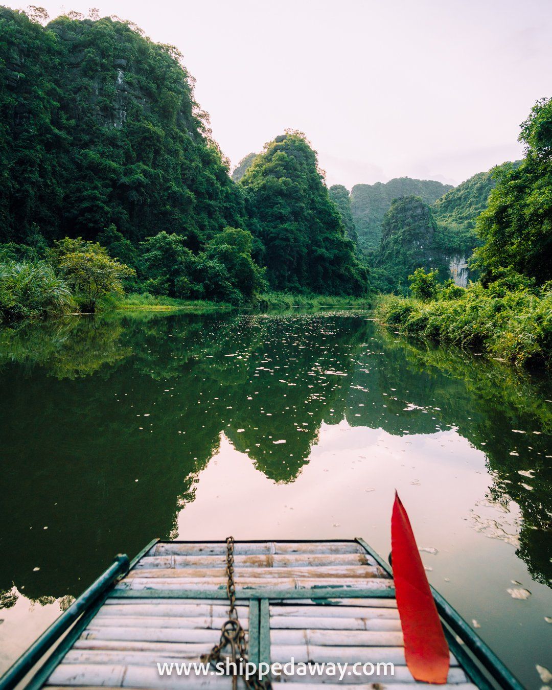 1080x1350 Trang An Boat Tour: Incredible caves and temples (Guide)