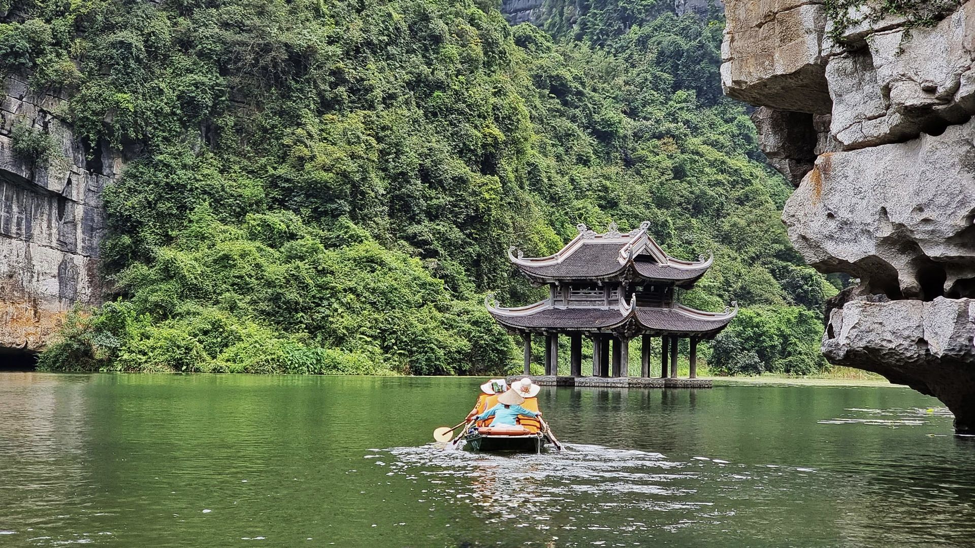 1920x1080 Ninh Binh 1 Day Tour: Bai Dinh Pagoda