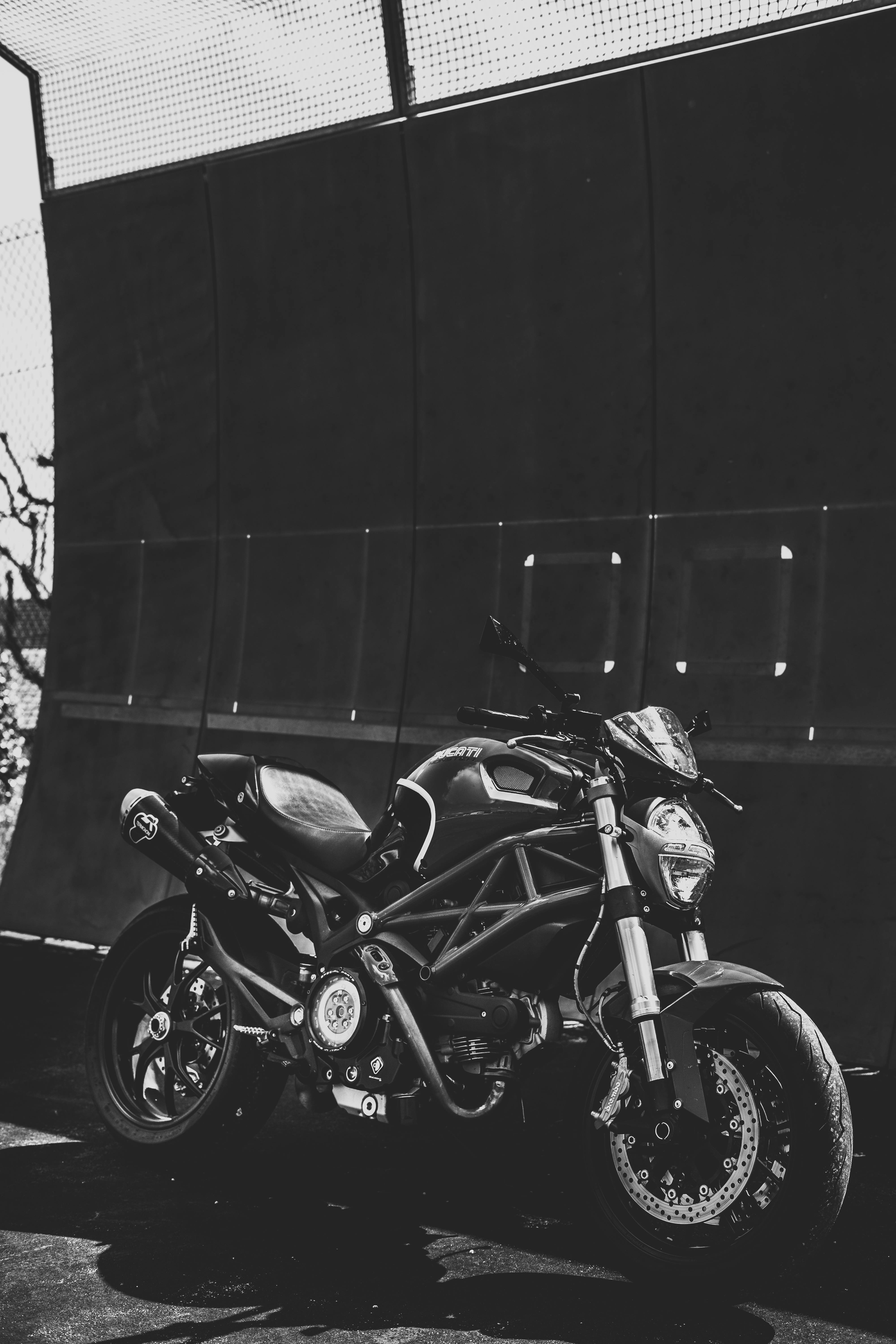 4000x6000 Download Superbike Sophistication Wallpaper