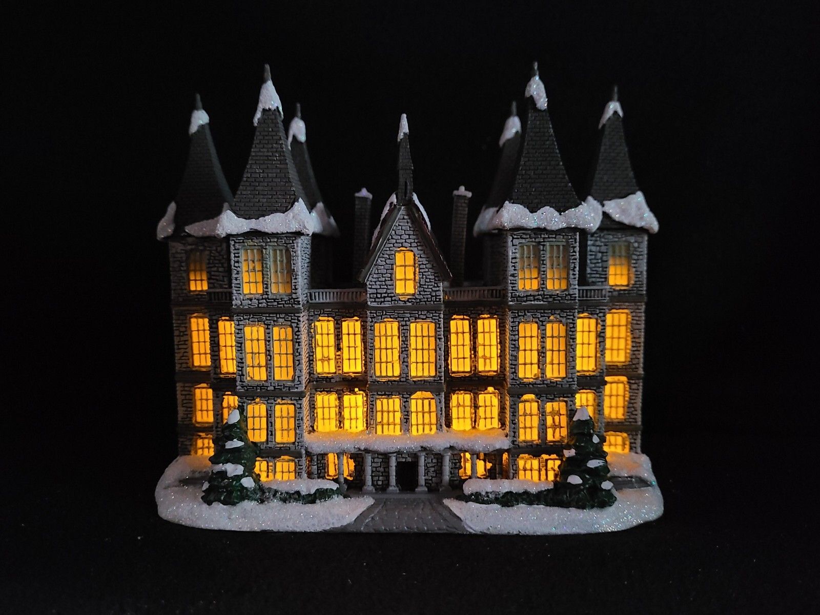 1600x1200 Rare Harry Potter Bradford VILLAGE Malfoy Manor EXTREMELY RARE!