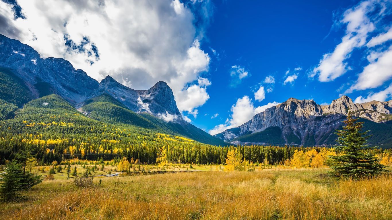 1366x768 Canmore Travel Guide