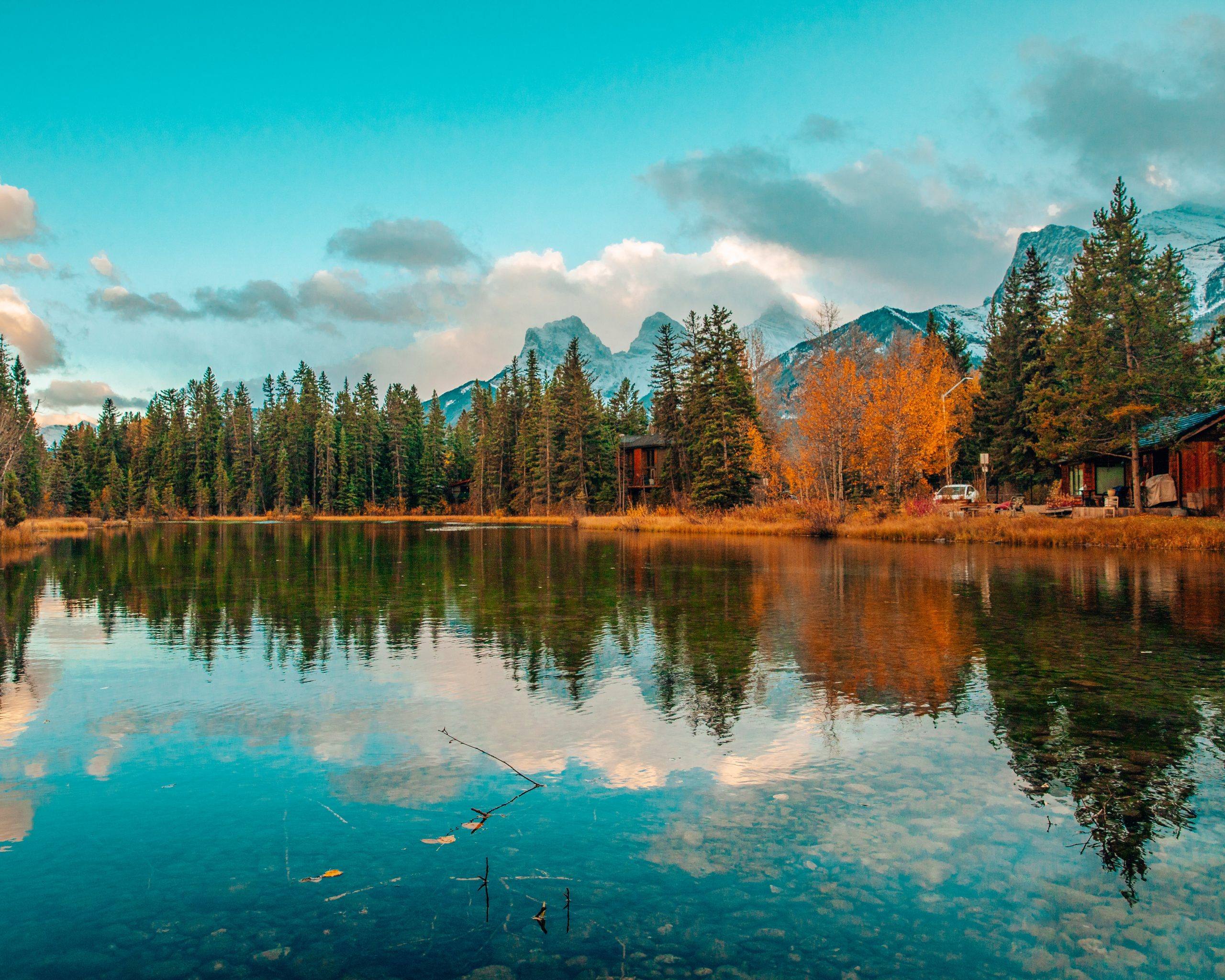 2560x2048 Best Things to Do in Canmore in Fall Canmore Guide