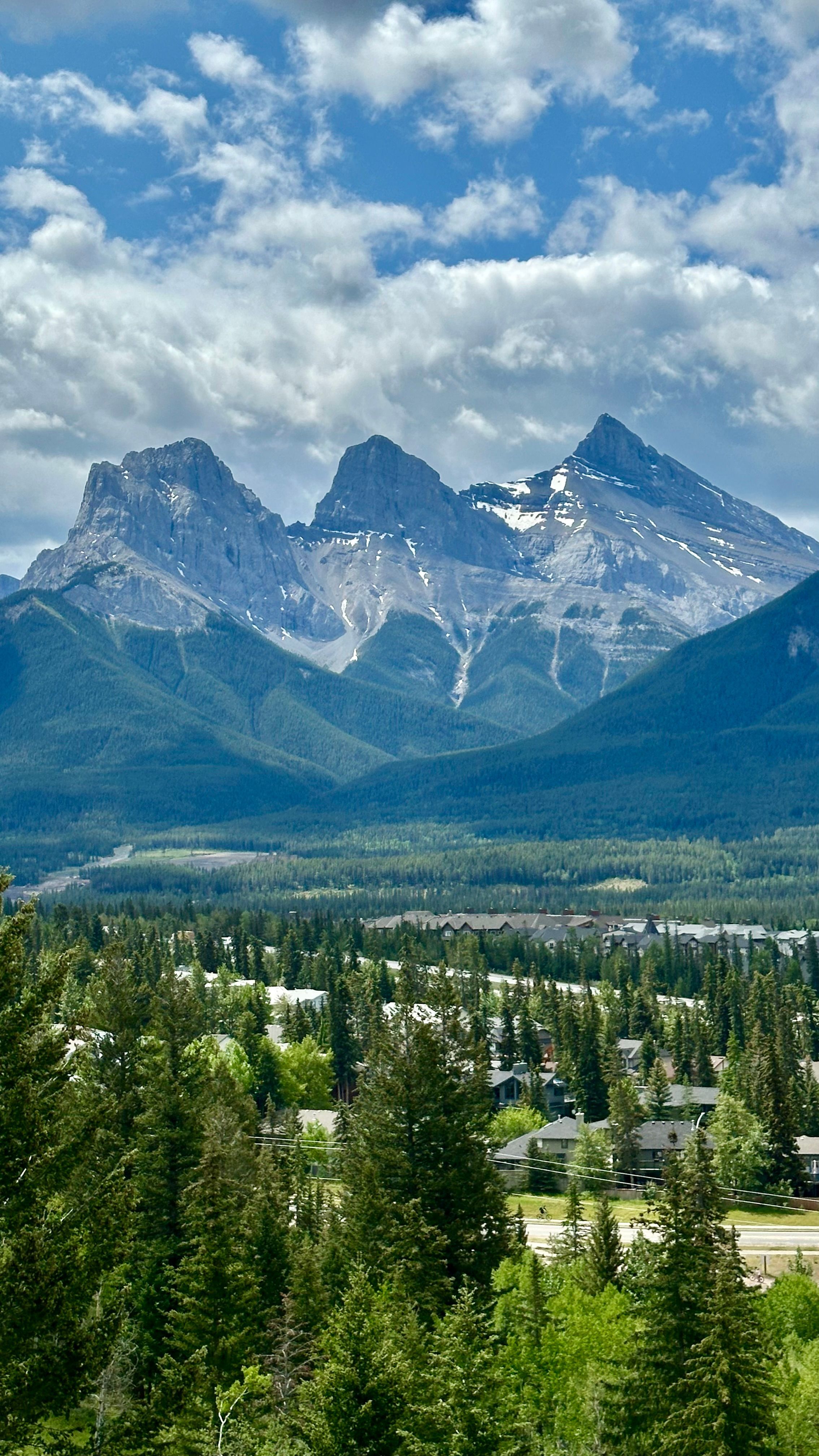 2268x4032 Mountain in Wild Nature Landscape · Free