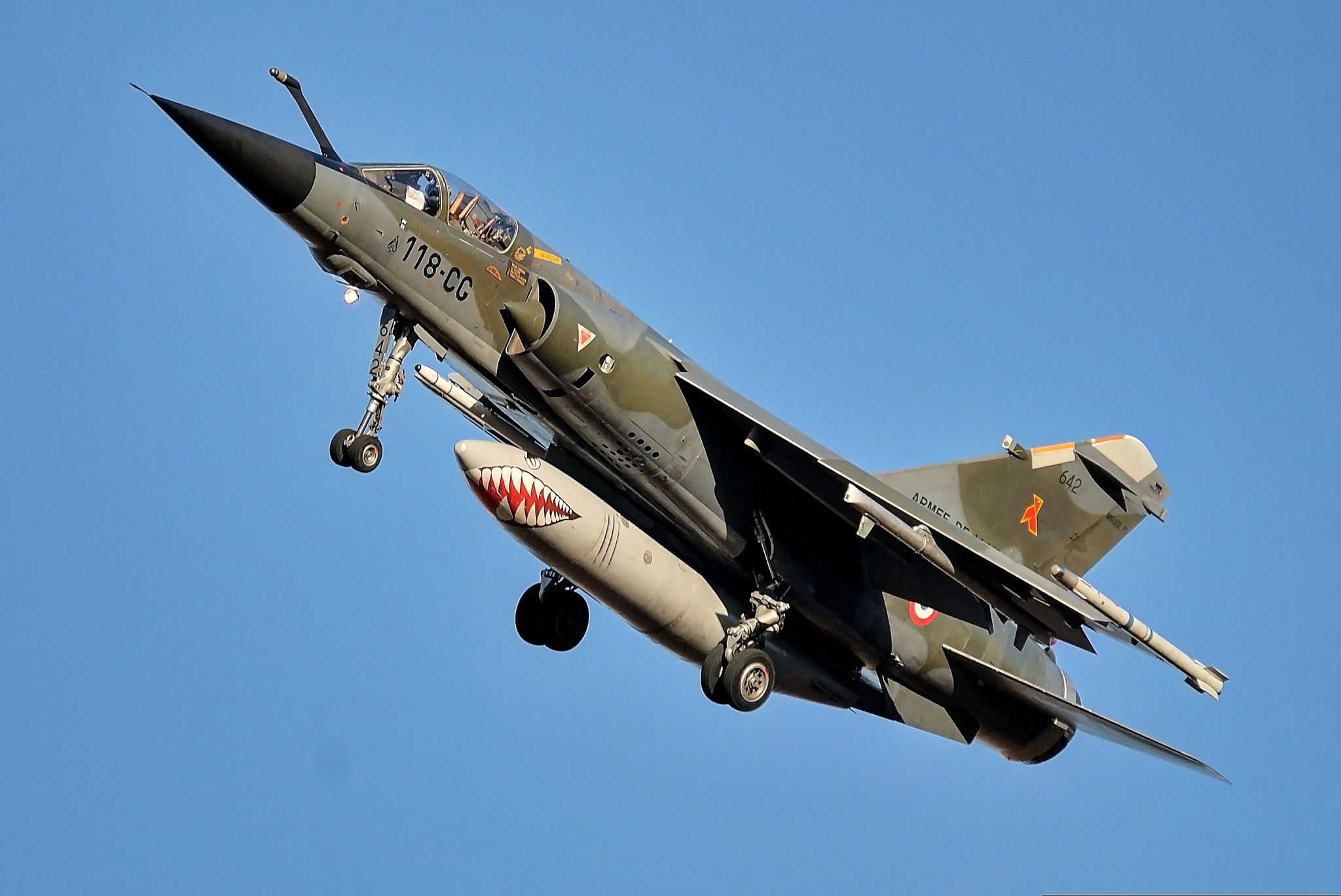 2048x1369 Dassault Mirage F1 Wallpaper