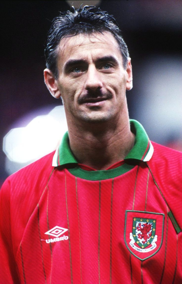 736x1144 Ian RUSH 20 20 61 GBR (Wales)