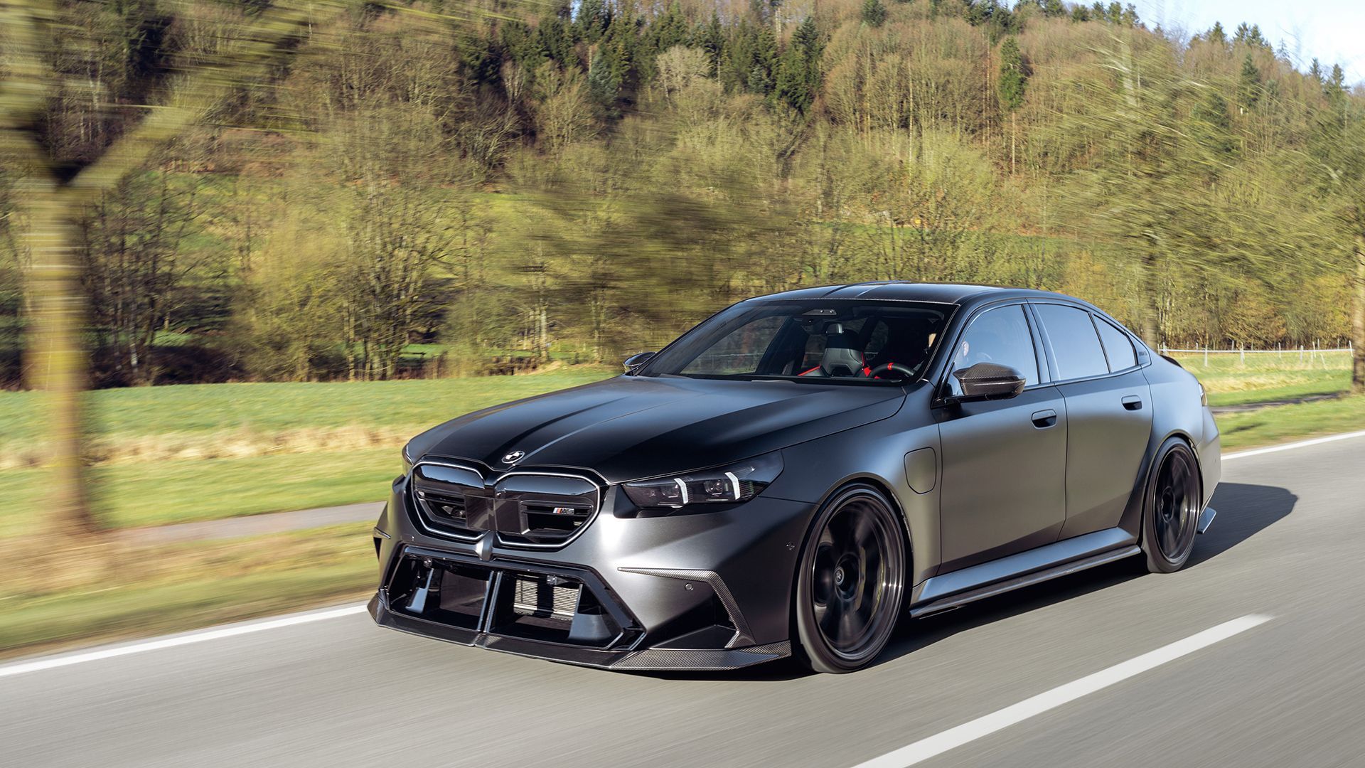 1920x1080 KW Makes The BMW M5 More Agile And More Aggressive