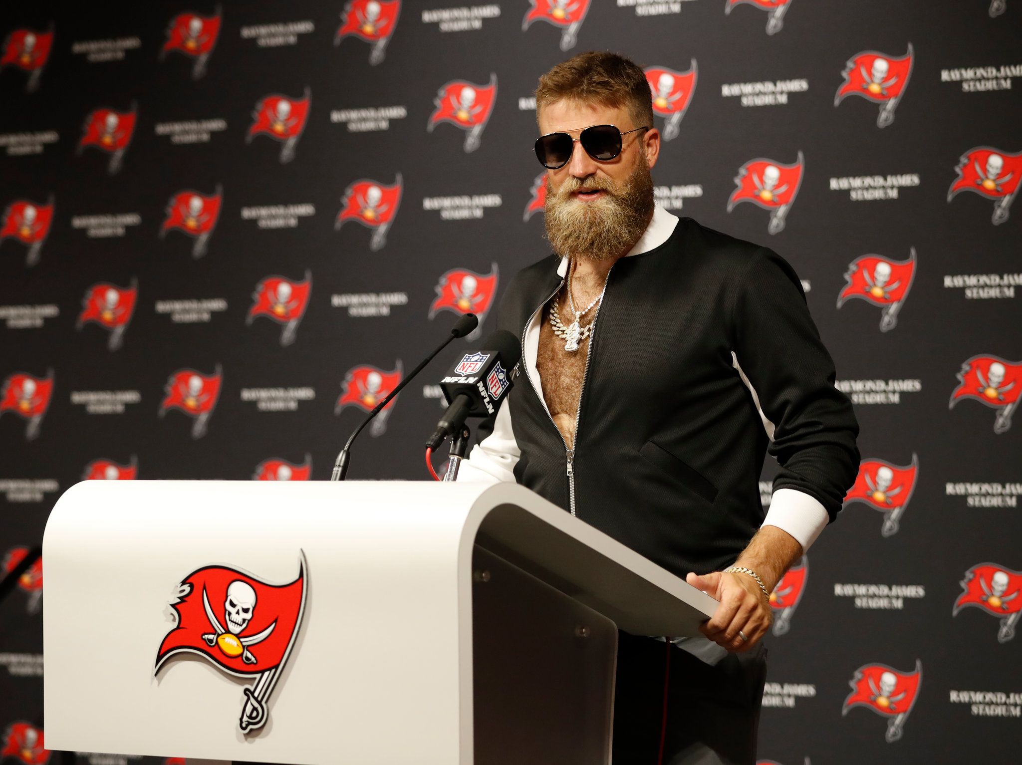 2048x1533 Ryan Fitzpatrick Wallpaper