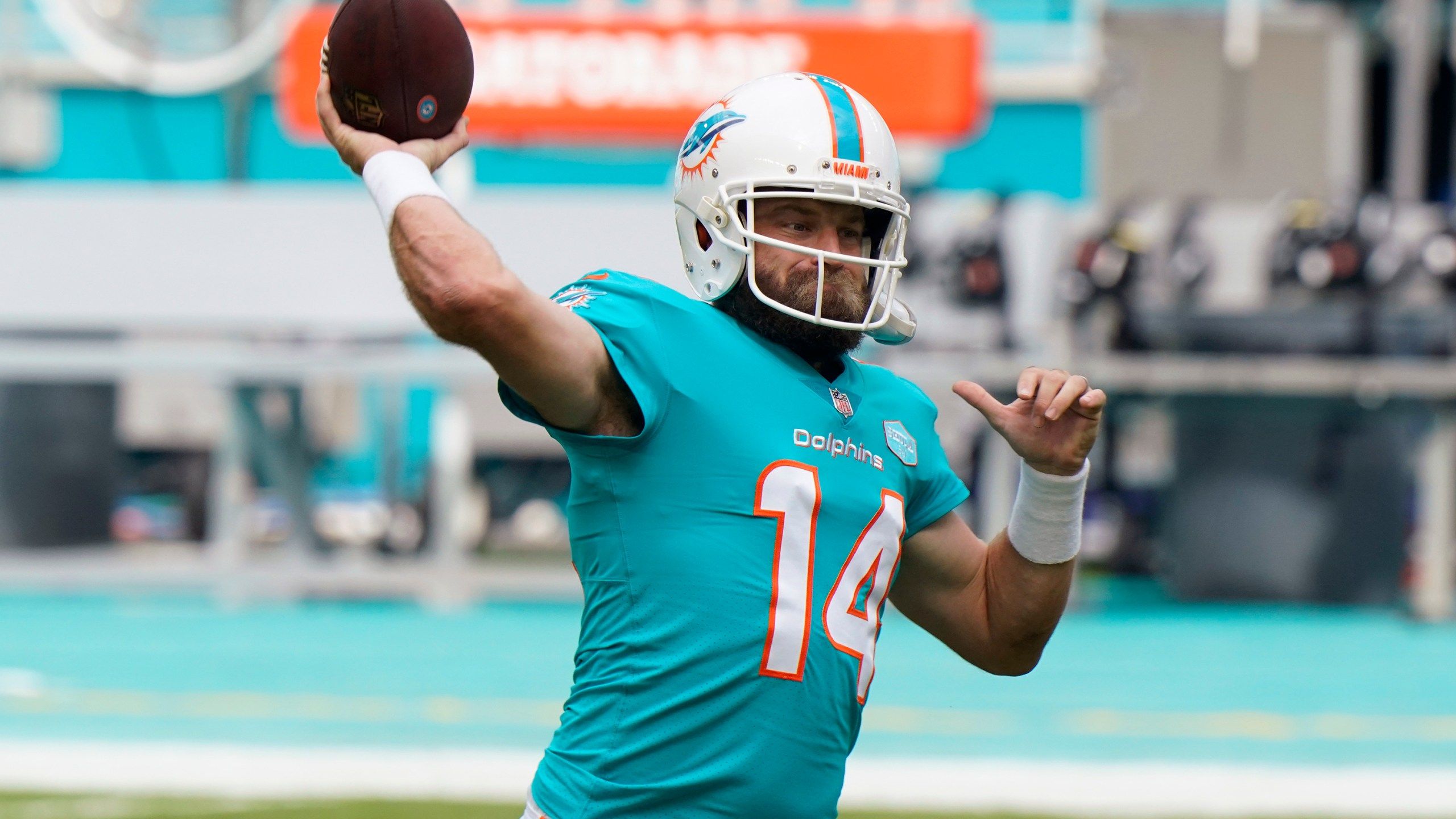 2560x1440 Dolphins QB Ryan Fitzpatrick Tests Positive For COVID 19