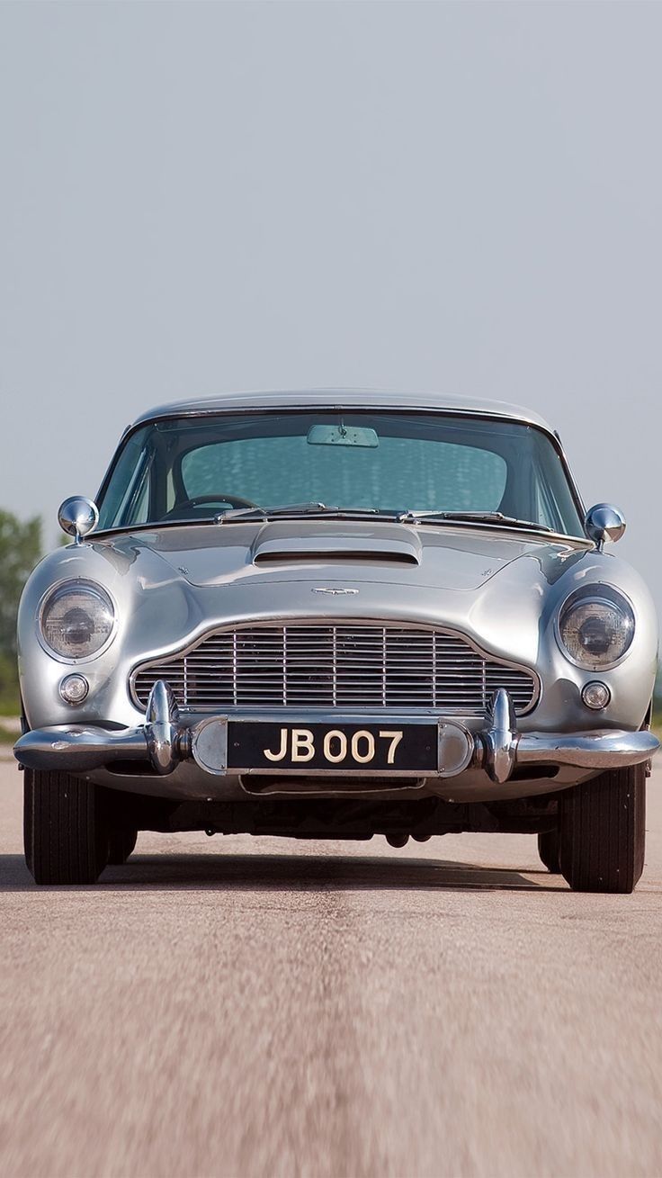 736x1309 Aston Martin