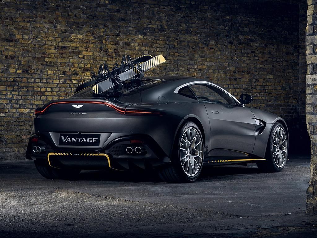 1024x768 Aston Martin reveals 007 Edition Vantage and DBS