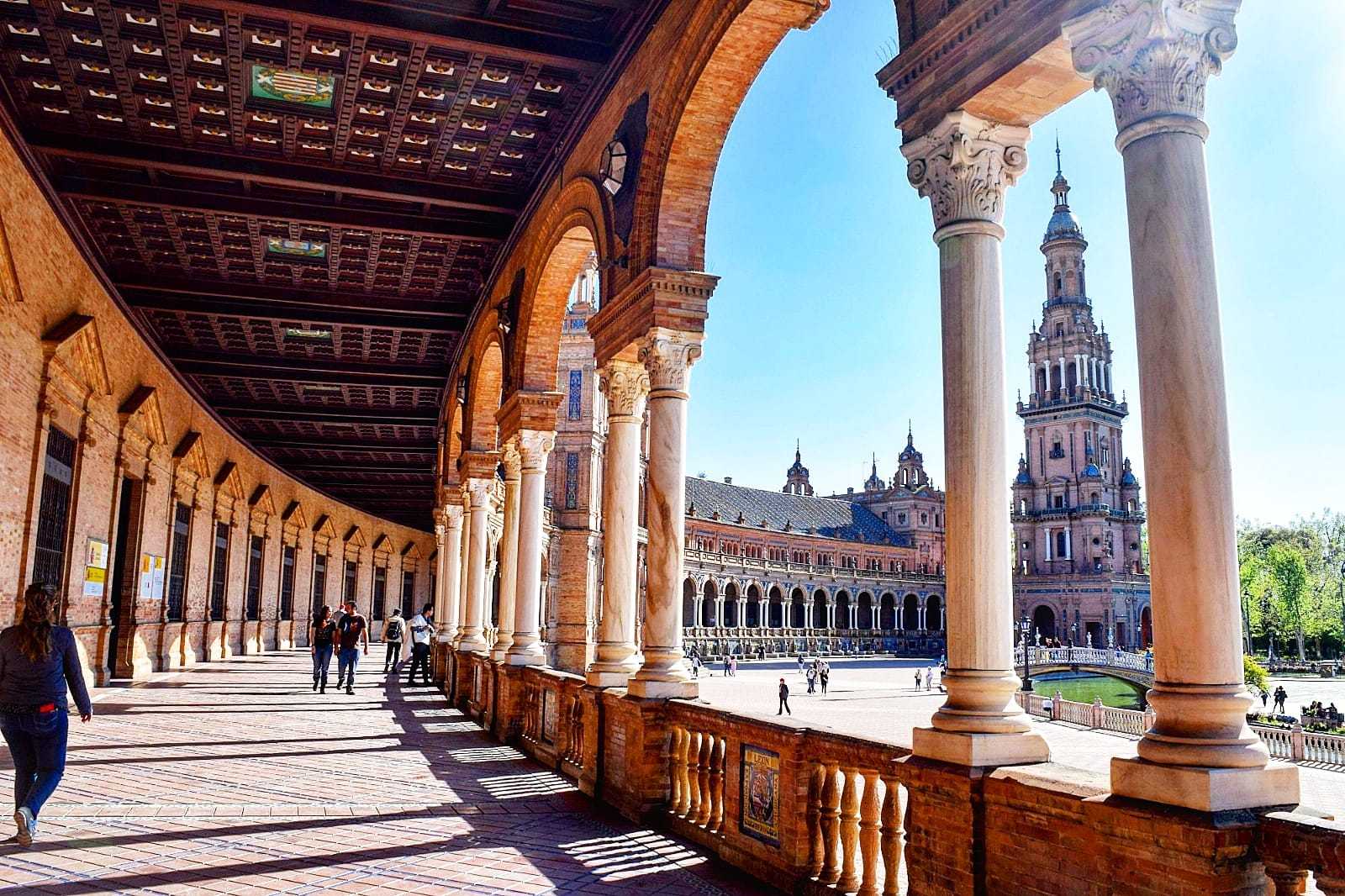 1600x1066 The most impressive square in the world. Plaza de España in Seville