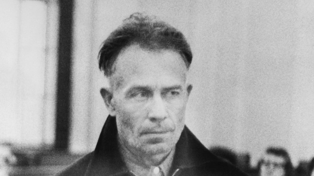 1200x675 Ed Gein: The Killer & Grave Robber Featured in 'Monster' Season 3
