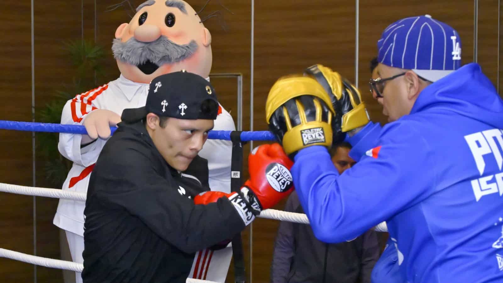 1600x900 Close the show explosively': Pitbull Cruz vows fireworks in Fierro rematch