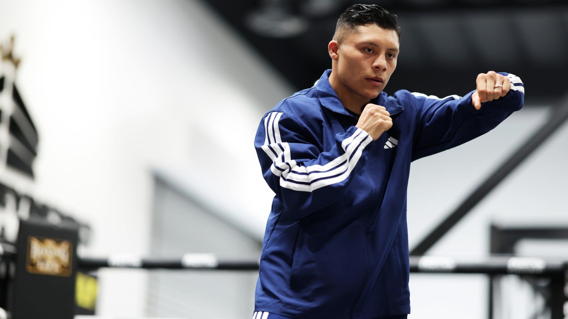 1920x1080 Isaac 'Pitbull' Cruz expects Canelo trainer Eddy Reynoso to add these new wrinkles to his fight game. DAZN News GB