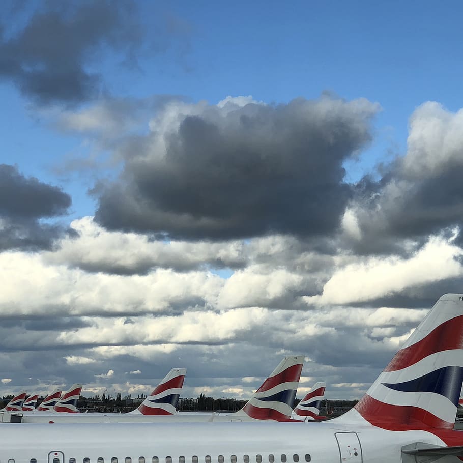 910x910 Heathrow airport 1080P, 2K, 4K, 5K HD wallpaper free download