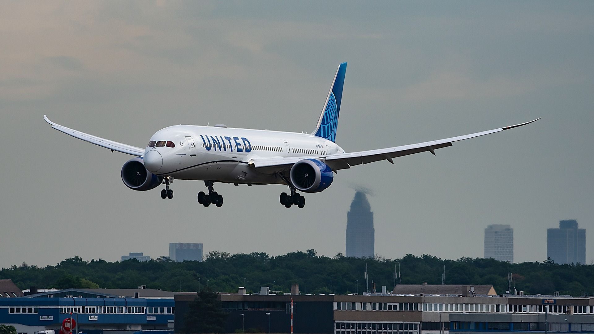 1920x1080 Boeing Nears Delivery Of United Airlines' 1st 787 9 Featuring The Largest Seatback Screens In The US