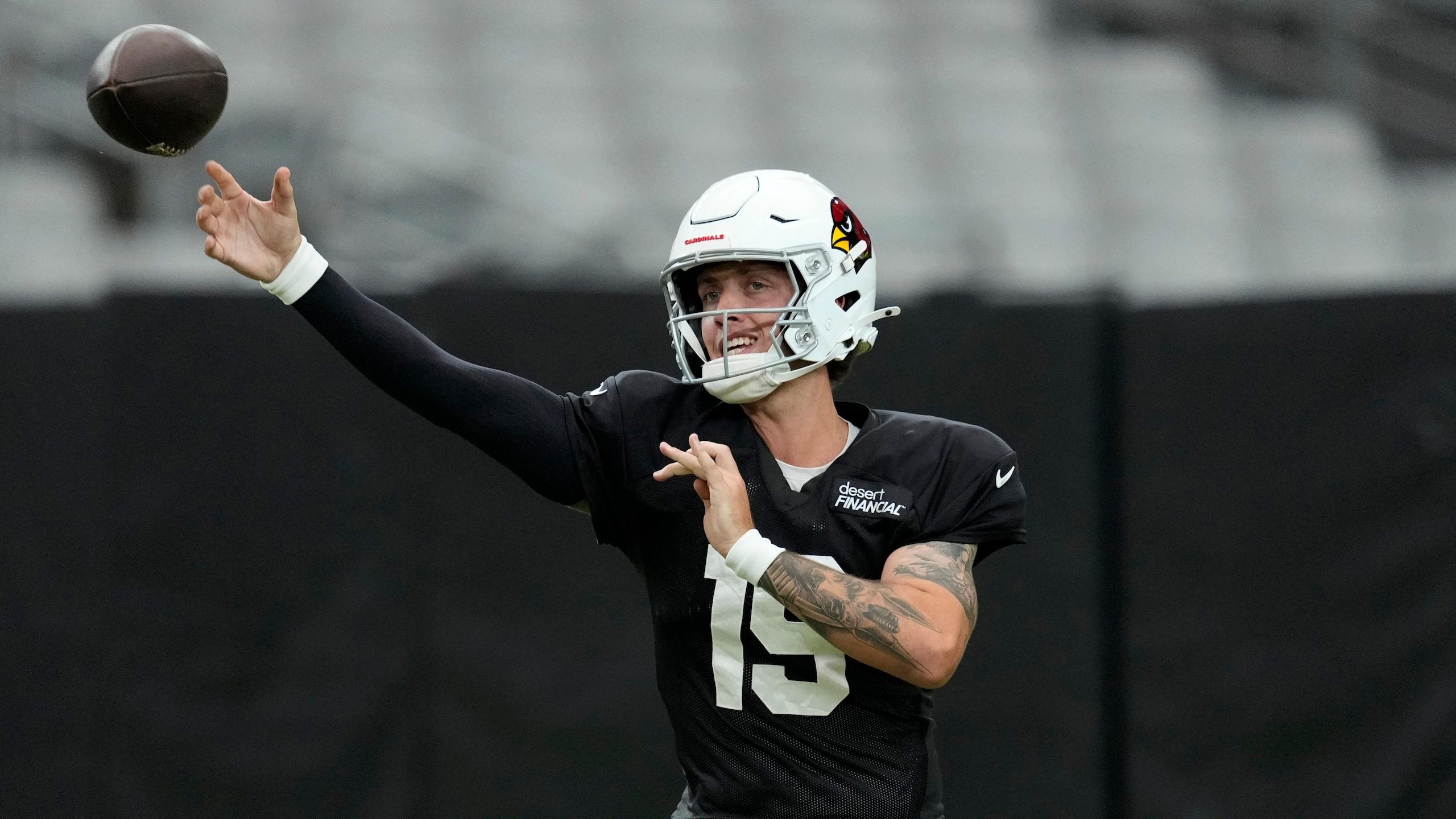 2560x1440 Carson Beck Named Cardinals' Starting QB for NFL Hall of Fame Game vs. Kenny Pickett, Panthers