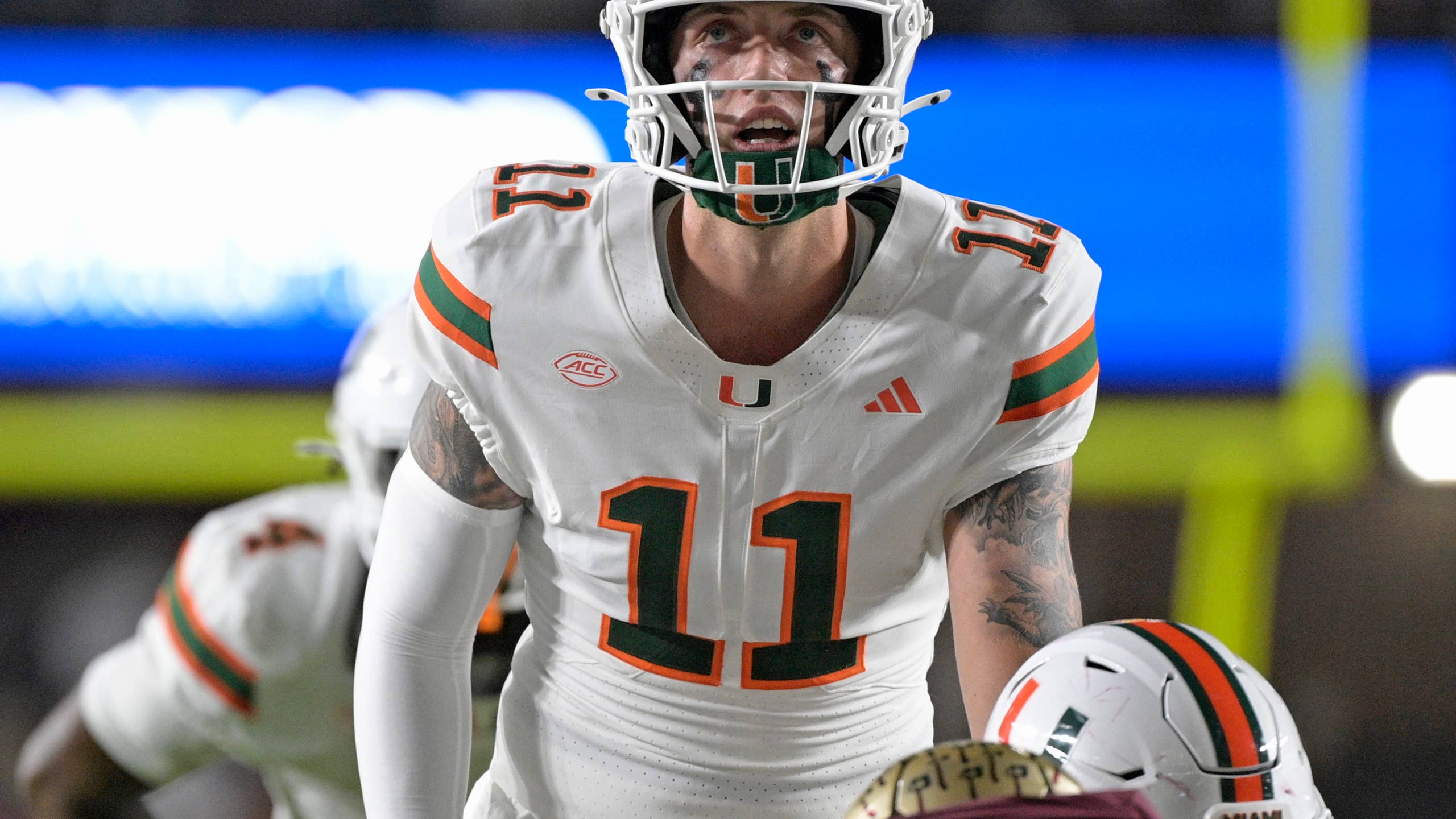 2560x1440 Miami's Carson Beck Plummets in Updated Heisman Trophy Rankings