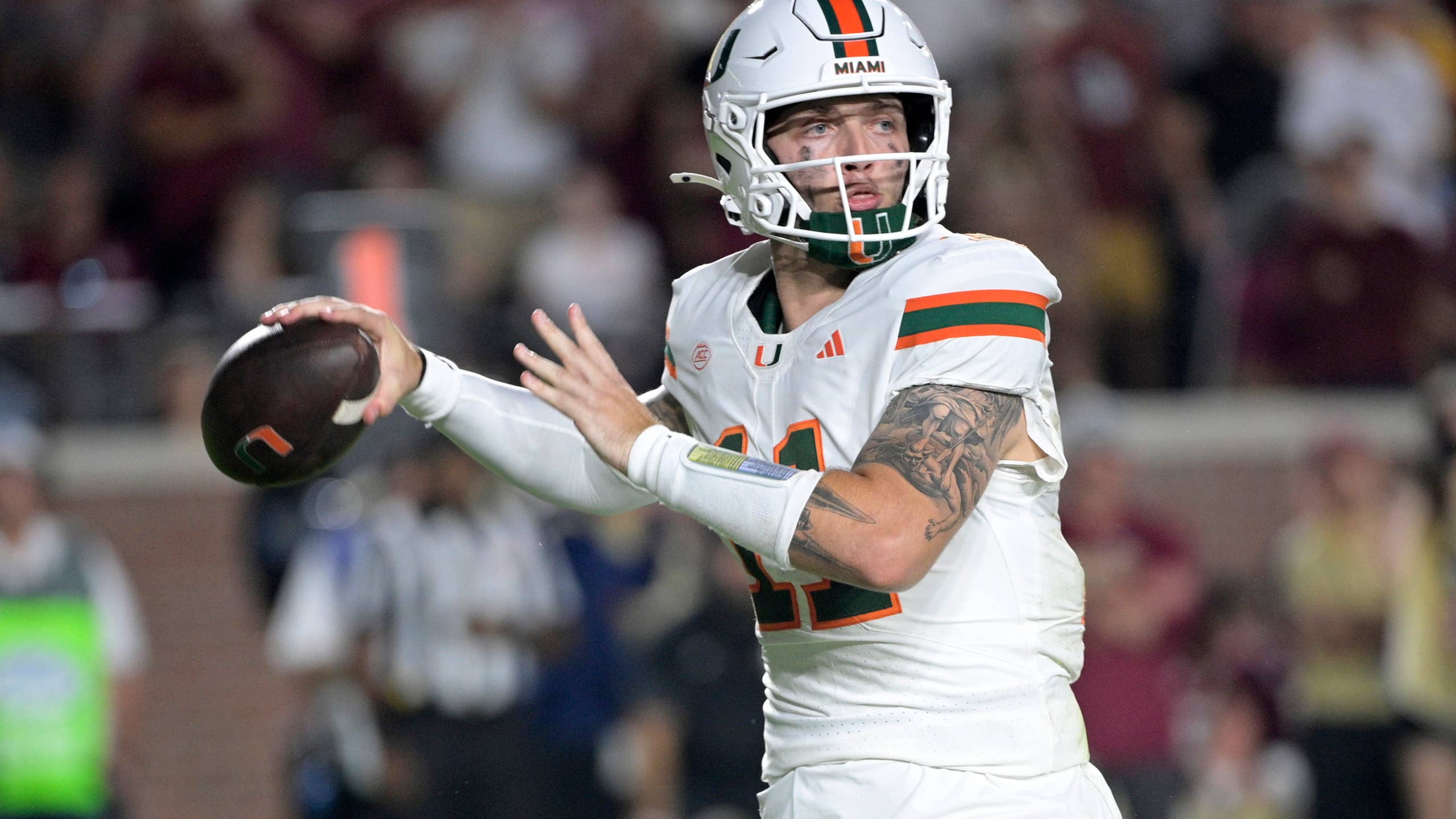 2560x1440 Carson Beck's 4 TD Show Vs. FSU Highlights His NFL Potential